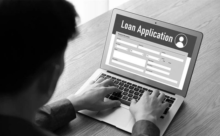 Loan Trap: Easy Loans Can Ruin Your Life! Learn 5 Simple Ways to Avoid a Debt Trap